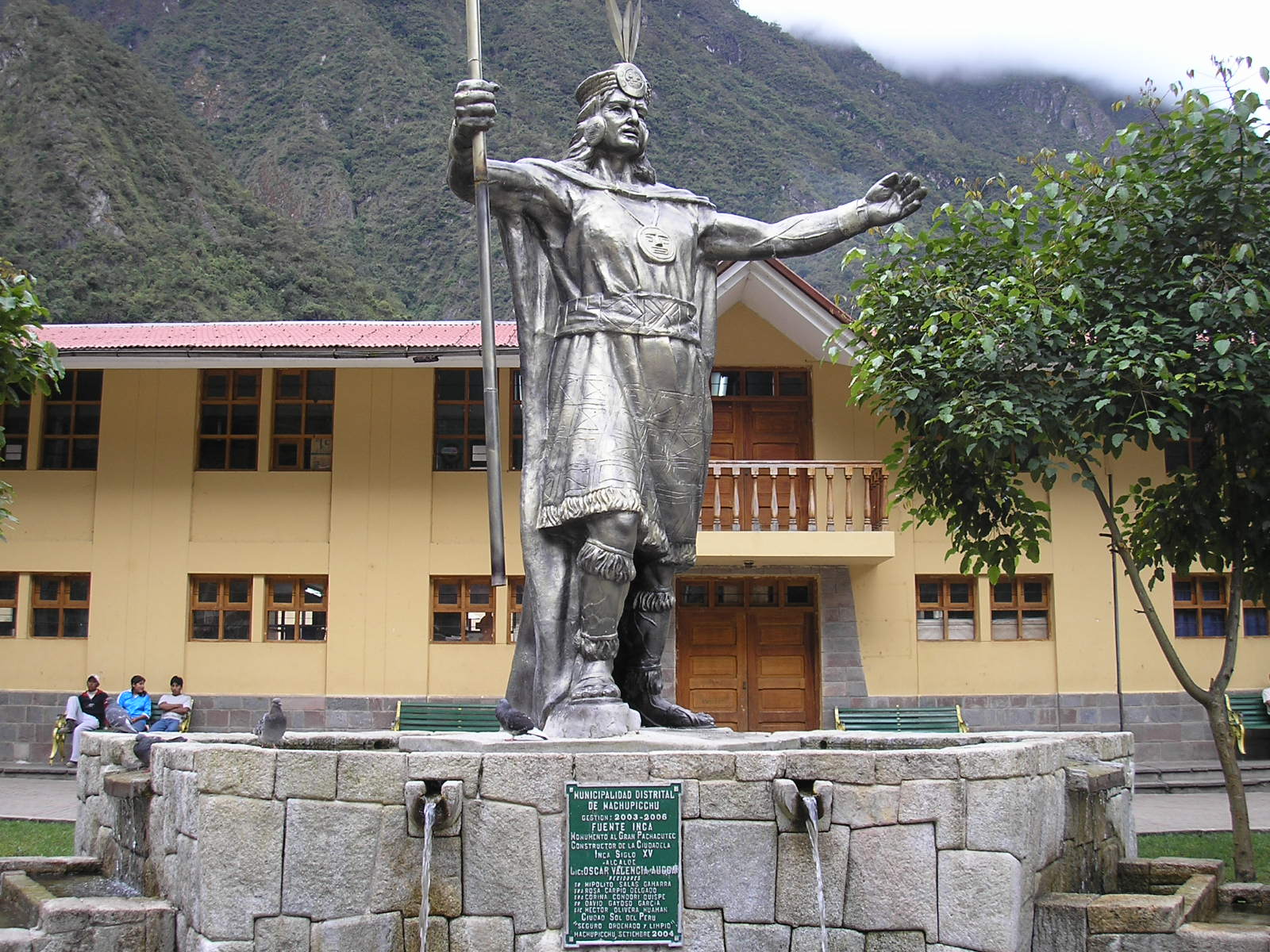 Inca Statue in Aguas Calientes Peru Salkantay Trek Peru May 2006
